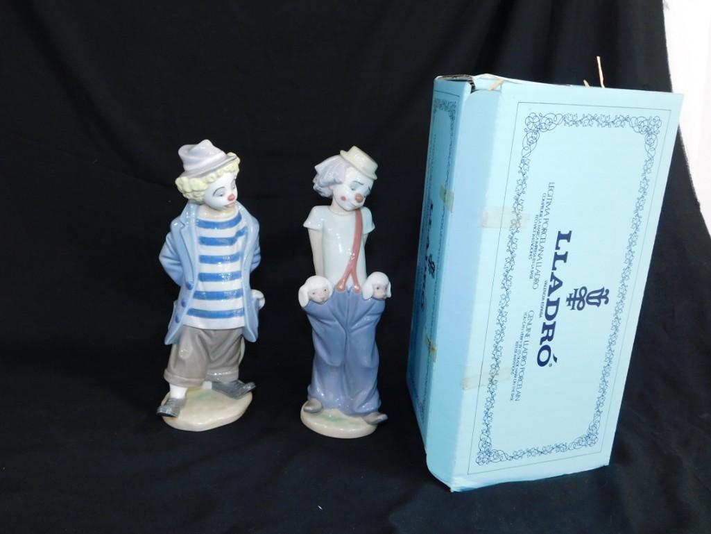 2 Lladro Figurines incl 7602 Little Traveler and 7600 Little Pals (1 of 8)