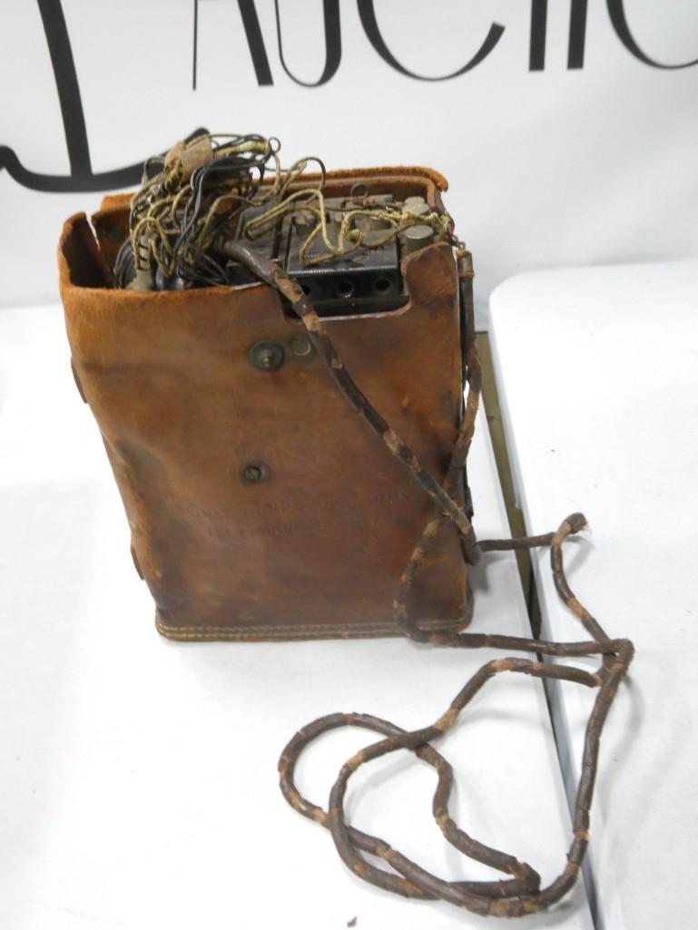 Vintage WWII Battery Operated Field Phone (1 of 6)