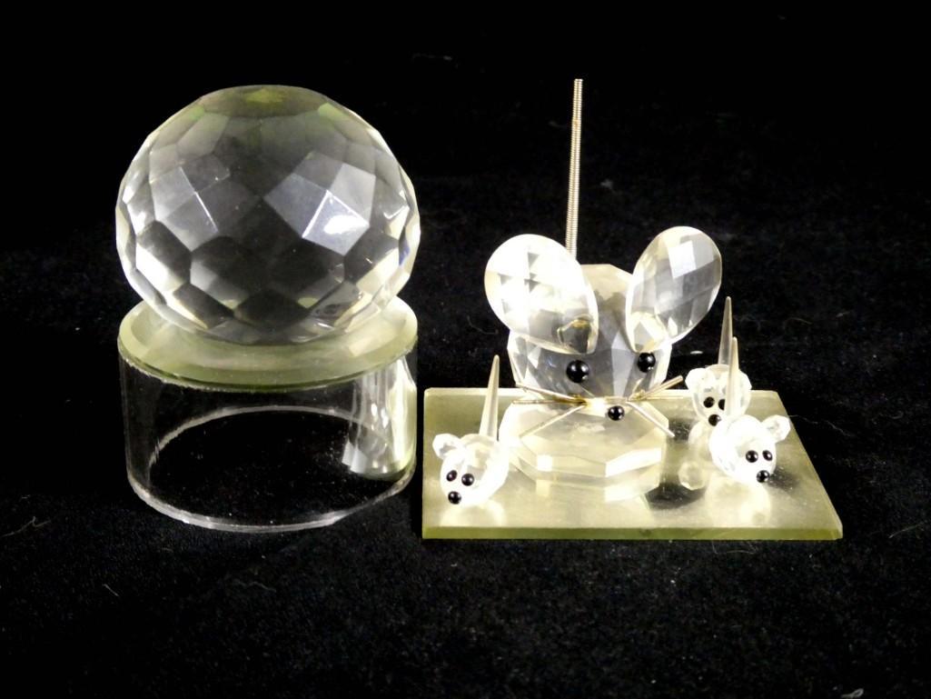 Swarovski Crystal Mouse and 3 Baby Swarovski Mice and a Crystal Sphere (1 of 8)