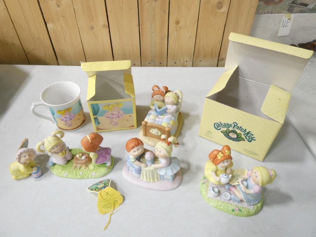 Cabbage Patch Kids Lot incl 5 Cabbage Patch Kid Figurines, Mug: Cabbage Patch Kids Lot incl 5 Cabbage Patch Kid Figurines, CPK Mug
