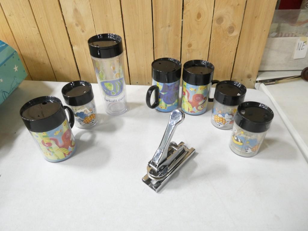 Starbucks Lot incl Starbucks Embosser and Mugs: Starbucks Lot incl Starbucks Embosser and Mugs
