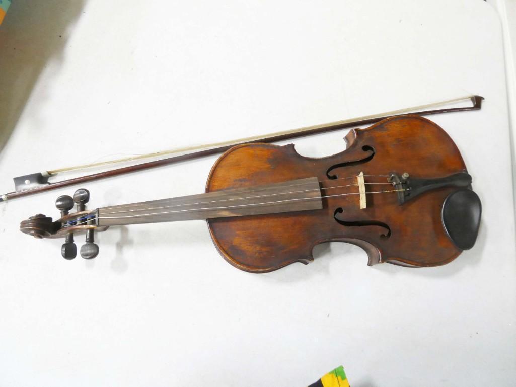 Violin with Bow (1 of 8)