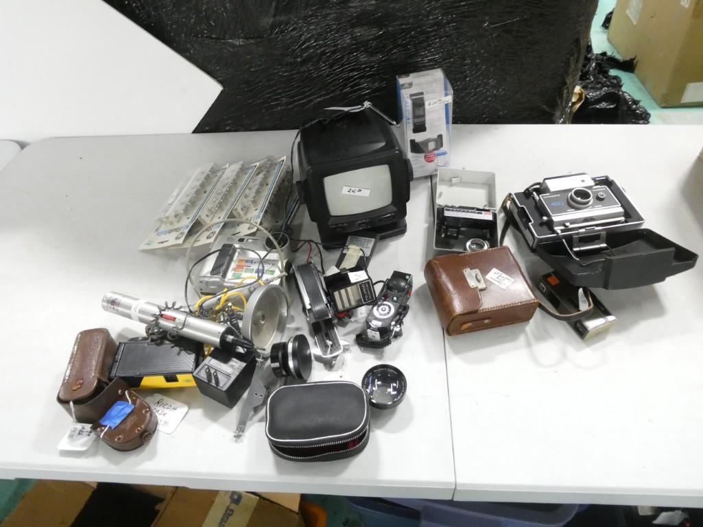 Electronics Lot incl Portable TV, Polaroid Camera, Accessories, Microphones, Flash Bulbs, etc (1 of 6)