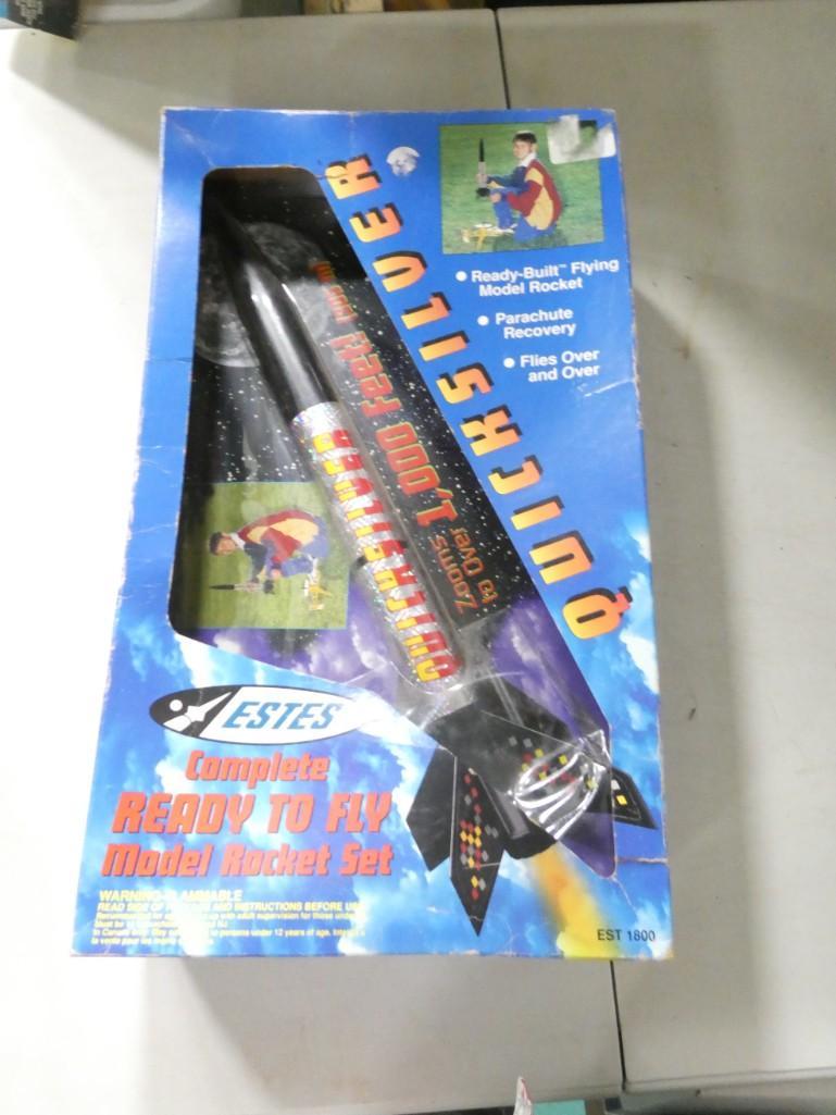 Quicksilver Model Rocket Estes New in Package (1 of 4)