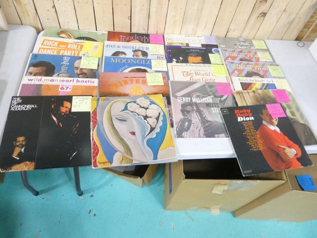 Lot of Vinyl Records incl Pat Boone, Peter, Paul, and Mary, The Association, Doris Day, (1 of 9)