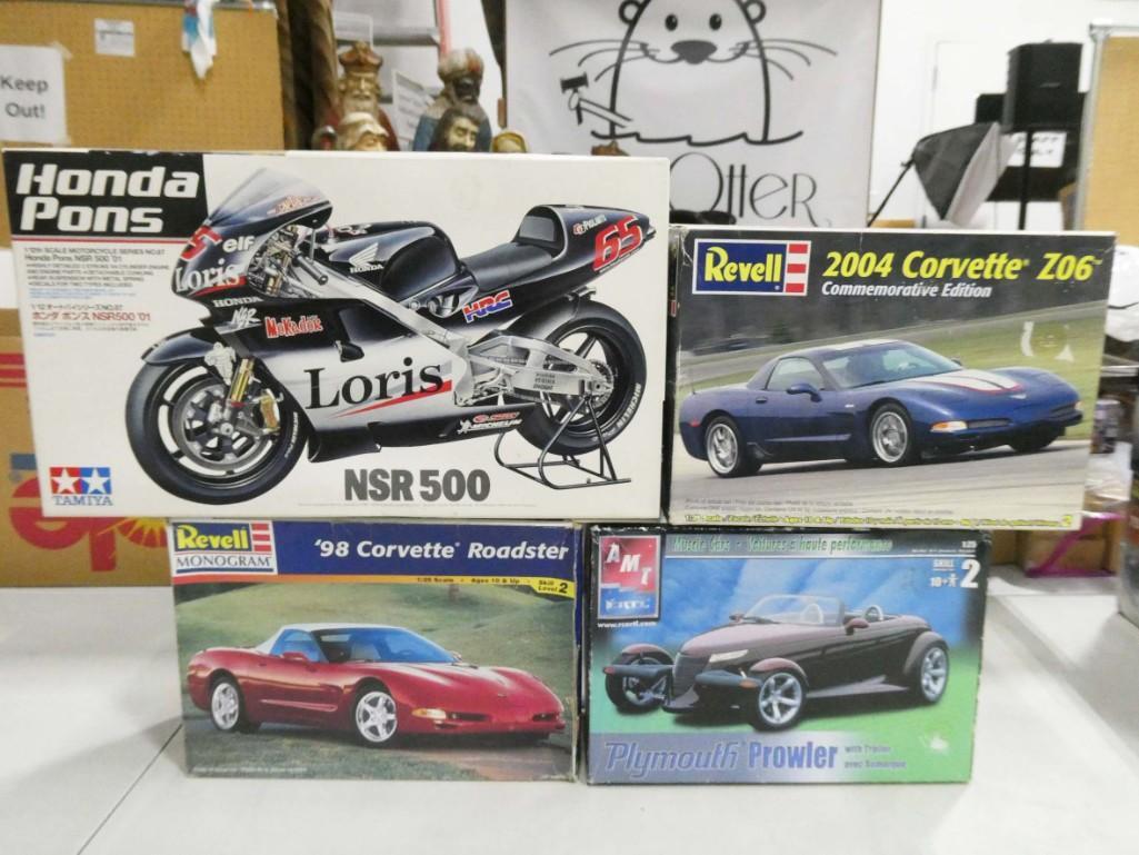 4 Car and Vehicle Model Kits incl Tamiya Honda Pons NSR500 Motorcycle Model Kit, (1 of 3)