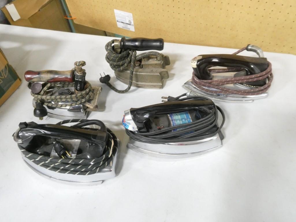 5 Vintage Electric Irons incl Proctor Silex, Hotpoint, General Electric, Toastmaster, Pelouze Iron (1 of 9)