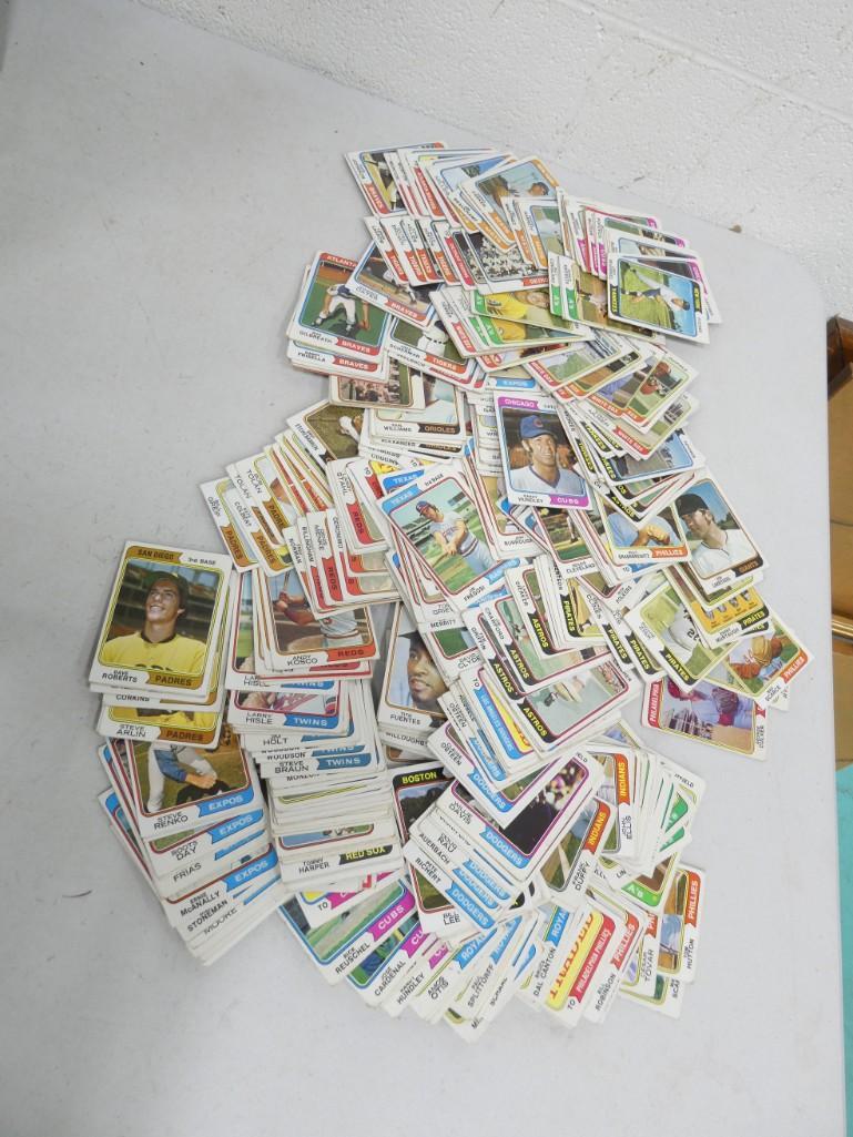 1974 Topps Baseball Cards: 1974 Topps Baseball Cards incl Tim McGraw, Randy Huntley, etc
