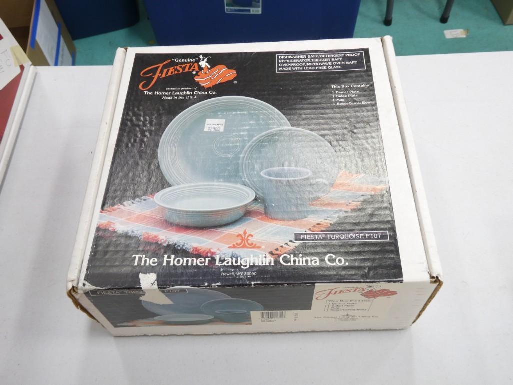 Fiesta Ware Turquoise F107 4 pc Place Setting Appears New in Box (1 of 5)