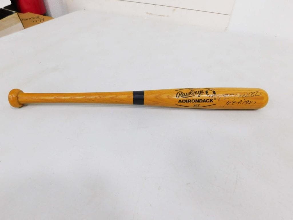 Baseball Bat Signed Billy Williams HOF 1987 NO COA (1 of 4)