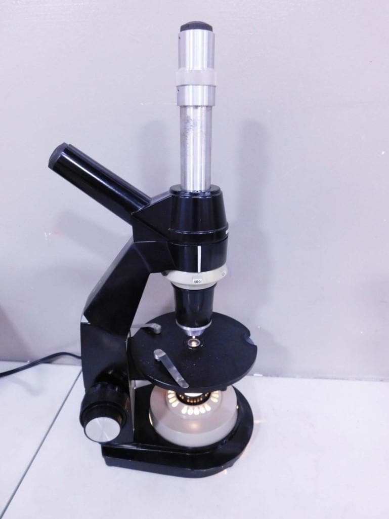 Bausch & Lomb Microscope Lights Up (1 of 7)