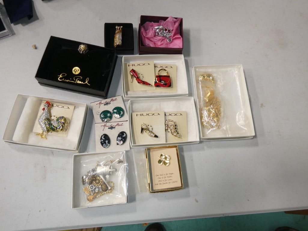 Lot of Costume Jewelry incl Hugo Rhinestone Rooster Brooch,: Lot of Costume Jewelry incl Hugo Rhinestone Rooster Brooch, Hugo Shoe Brooches or Pins, etc