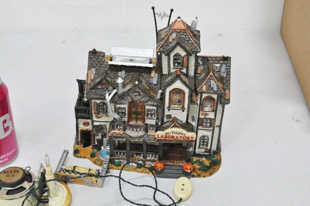 Lemax Spookytown Dr Tingle's Laboratory Halloween Village House (1 of 4)