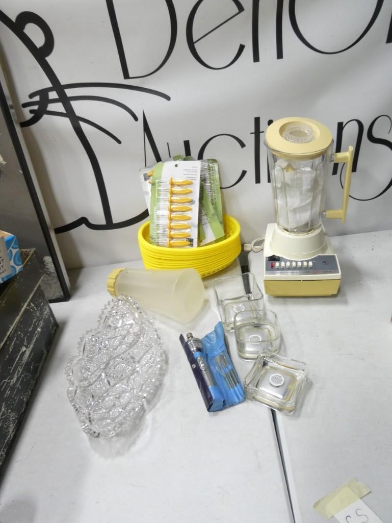 Misc Lot including Blender (it works), Corn holders, Yellow Baskets (1 of 8)