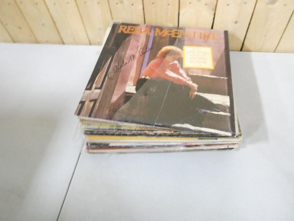 Lot of Vinyl Records including Jim Croce, Oak Ridge Boys, Reba McEntire, Mac Davis: Lot of Vinyl Records including Jim Croce, Oak Ridge Boys, Reba McEntire, Mac Davis, Patty Loveless, Tanya Tucker, etc.