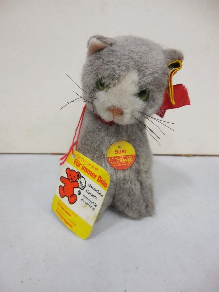 Steiff Cat Susi with Original Tags and Ear Button Plush Animal Gray Kitty Cat: Steiff Cat Susi with Original Tags and Ear Button Plush Animal Gray Kitty Cat