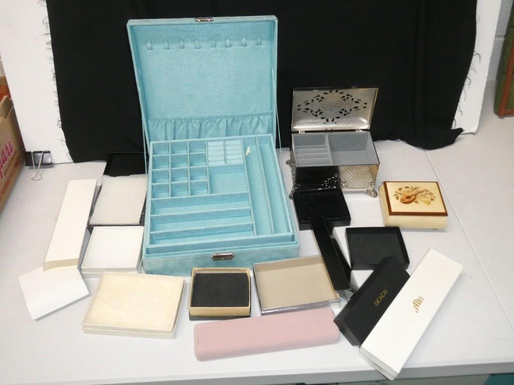 Lot of Jewelry Boxes Empty: Lot of empty jewelry boxes incl an aqua colored jewelry box, a small music box, etc