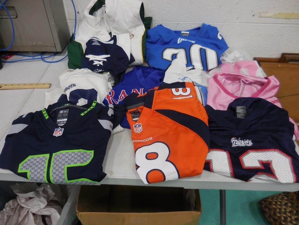 Large Lot of Sports Jerseys and Green Bay Packers Vest Jacket - Mostly smaller sizes (1 of 16)
