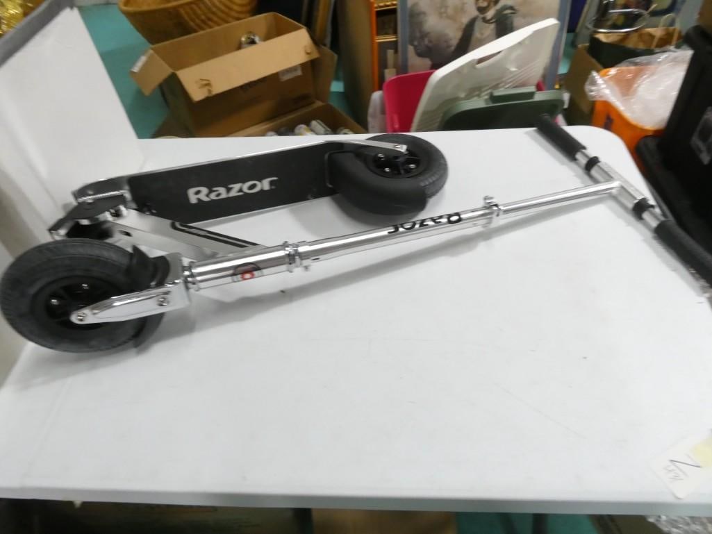 Razor Scooter Air (1 of 6)