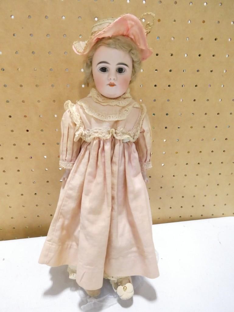 Antique 1800s German Character Doll 14" Marked "3": Antique 1800s 14" Made in Germany Marked "3" Character Doll, possibly Simon & Halbig. All original. 14", bisque head with shoulder plate, bisque hands, glass stationary eyes, close
