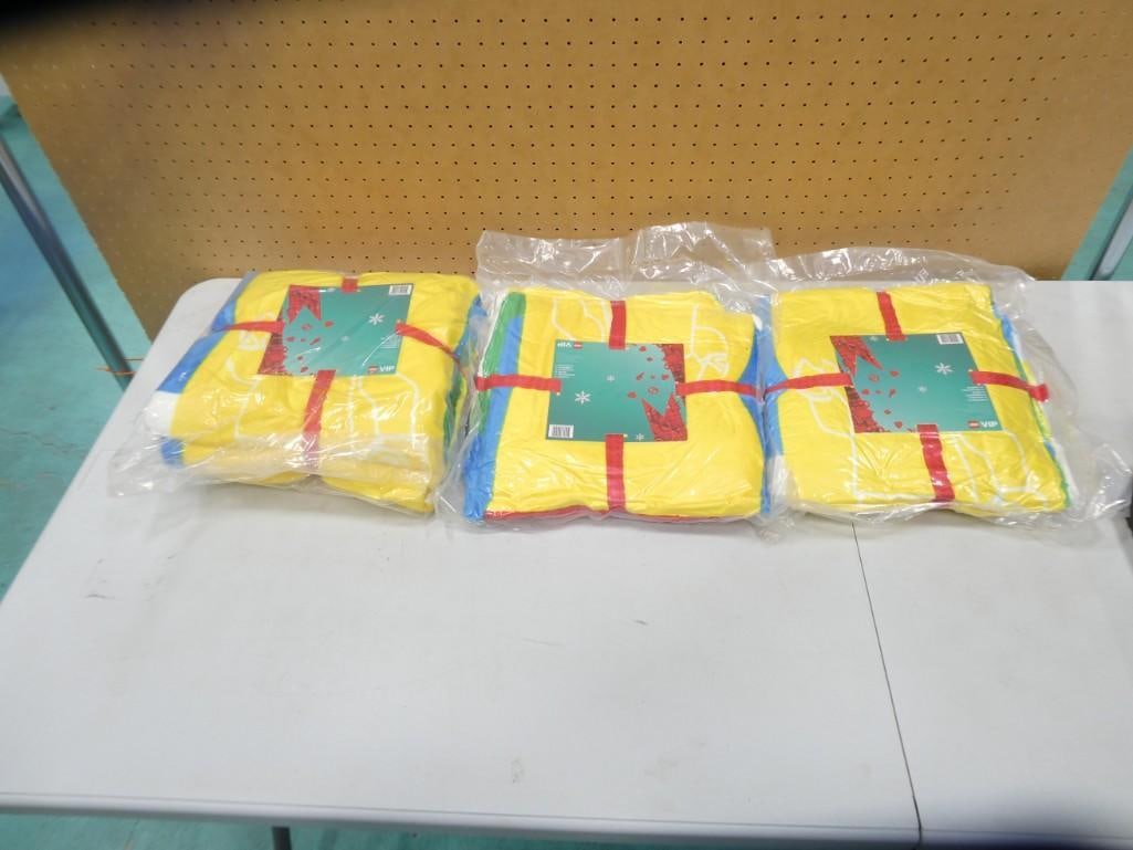 3 Vacuum Sealed LEGO Blankets (1 of 4)