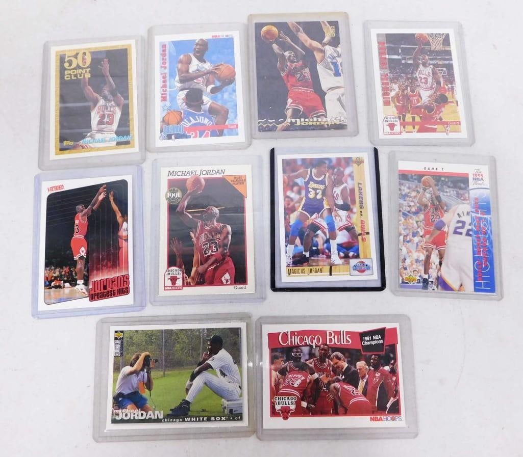 Lot of Michael Jordan Sports Cards: Lot of Michael Jordan Sports Cards All in Sleeves