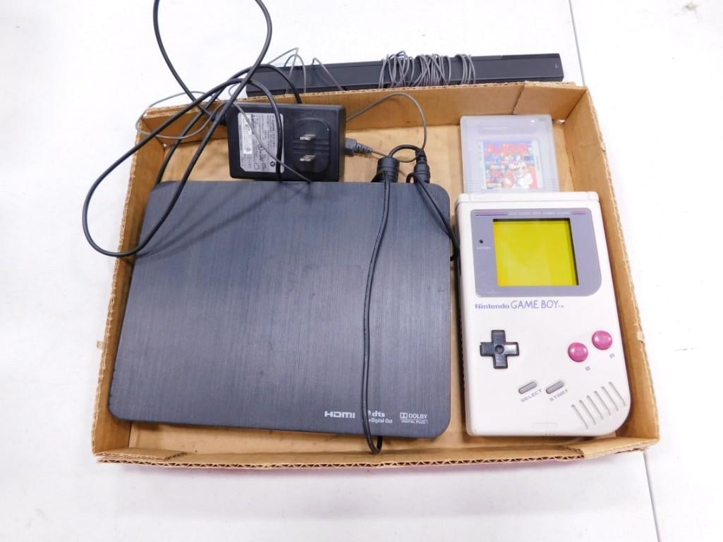 Electronics Lot including Nintendo Gameboy with 2 Dr. Mario Games, Wii Sensor Bar, WD Media Hub (1 of 3)