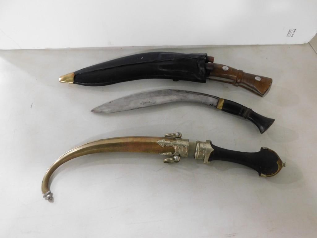 Lot of 3 Vintage Knives - 2 with sheaths - all very curved (1 of 10)