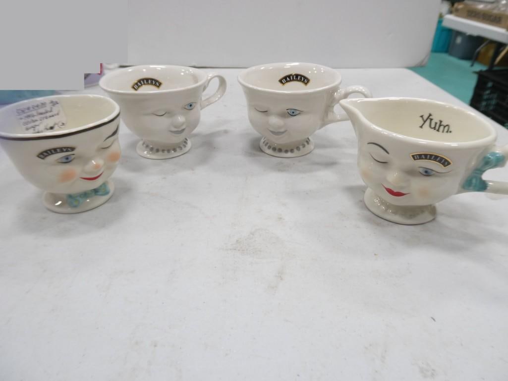 Set of 4 Bailey's Irish Cream Winking Mugs: Set of 4 Bailey's Irish Cream Winking Mugs