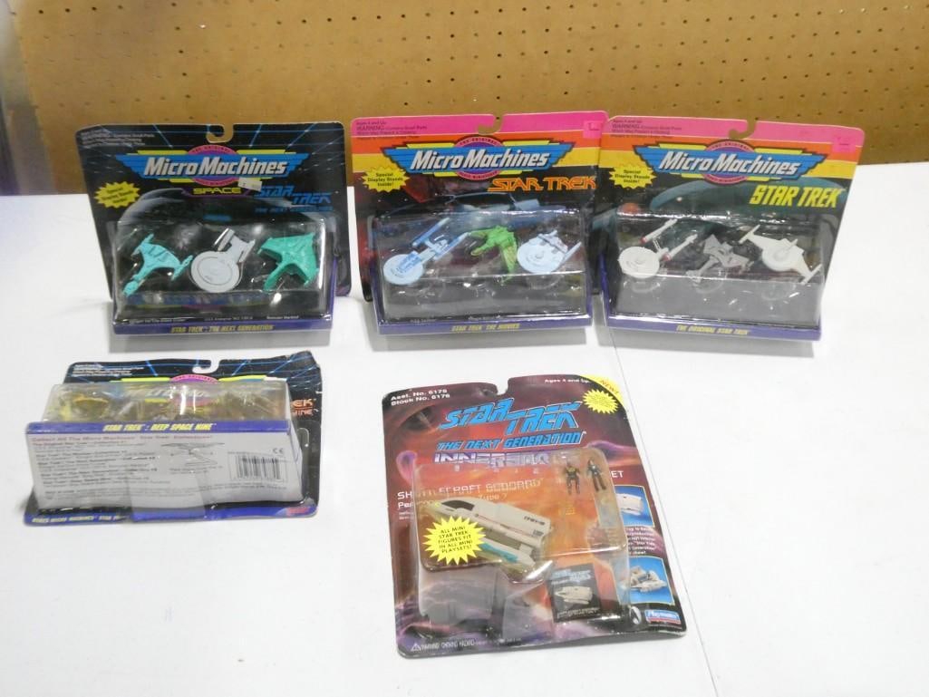 4 Star Trek Micro Machines New in Package incl Star Trek The Movies, The Next Generation, (1 of 9)
