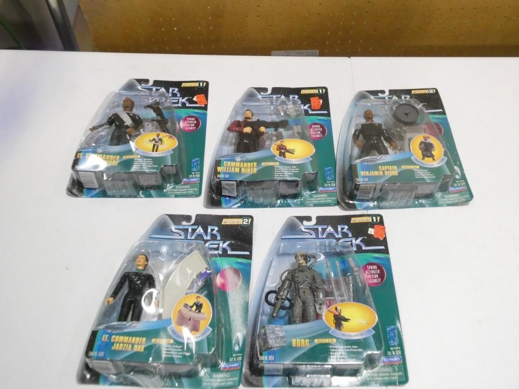 5 Star Trek Action Figures with Accessories New in Package (1 of 8)