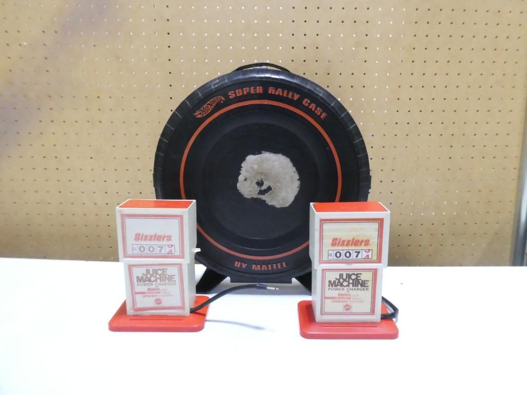 Hot Wheels Super Rally Case and 2 Sizzlers Juice Machine Toy Gas Pumps (1 of 6)