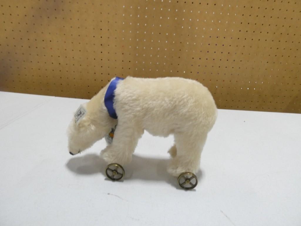 Steiff シュタイフ車輪に乗る白熊Polar Bear on Wheels Steiff シュタイフ車輪に乗る白熊Polar Bear on Wheels