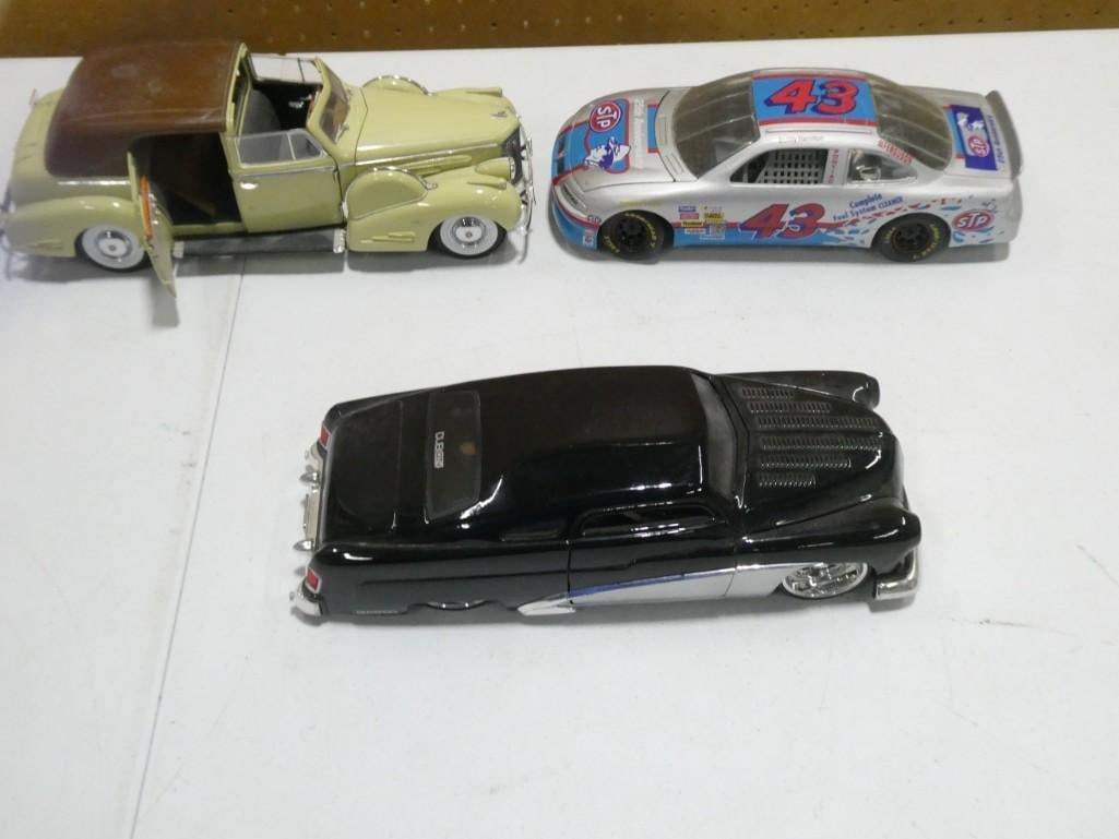 Model Cars incl a Jada Toys 1951 Mercury Dub City Oldskool Die Cast Car (1 of 8)