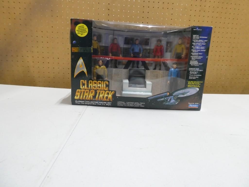 Classic Star Trek Limited Edition Figure Set New in Box (1 of 7)