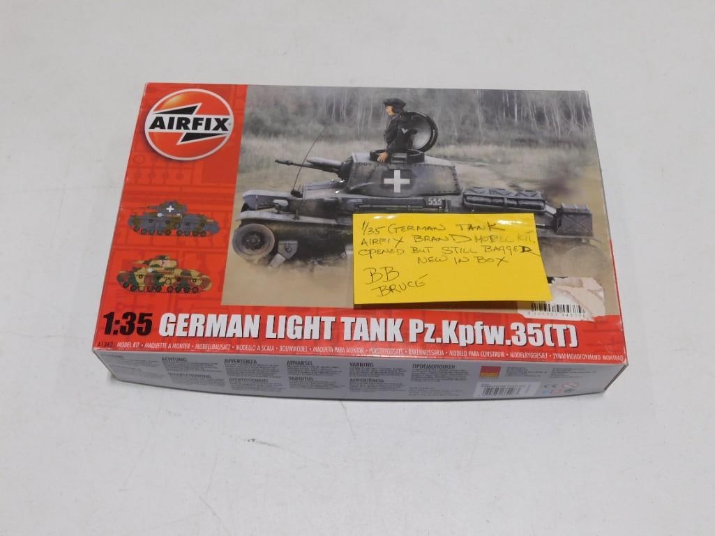 Airfix Brand 1/35 Scale German Tank Model Kit (1 of 2)