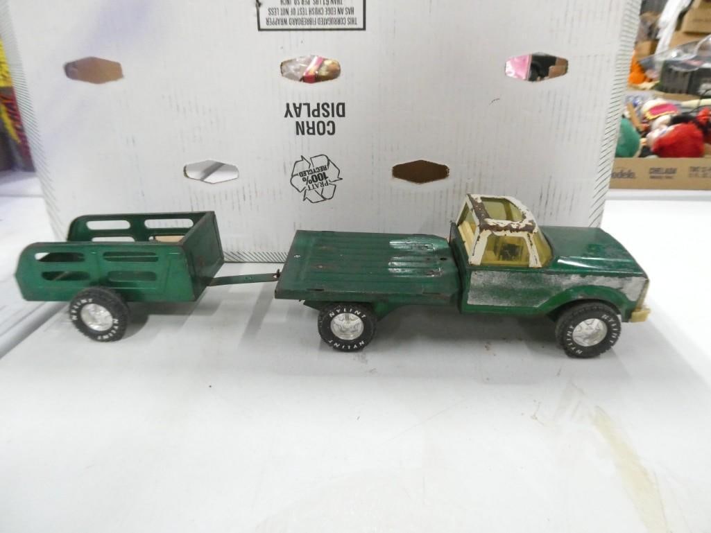 1980's Era Nylint Truck and Trailer - Pressed Steel (1 of 6)