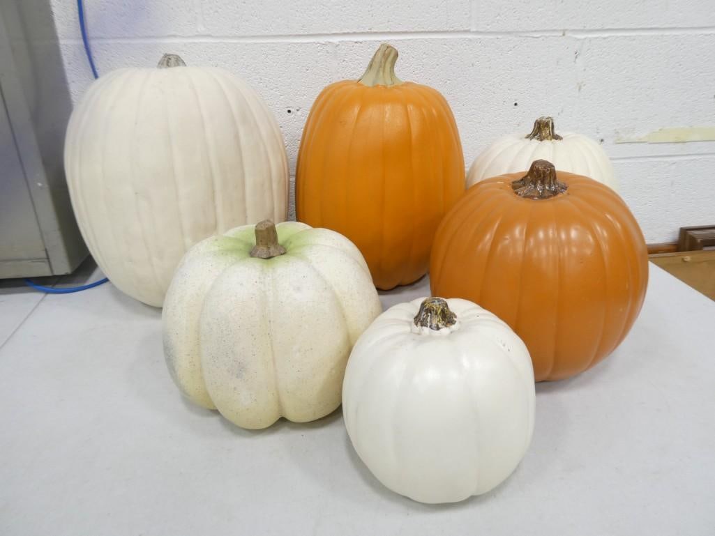 6 Decorative Pumpkins for Halloween or Fall / Autumn (1 of 3)