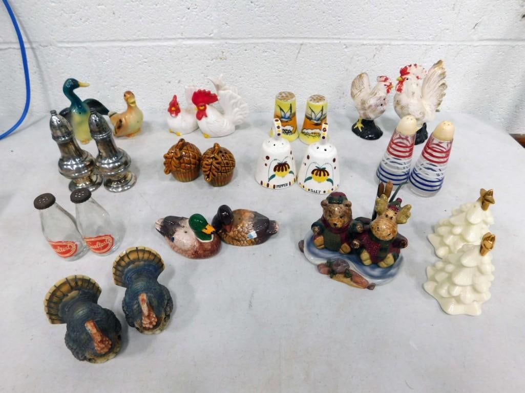 Lot of Salt and Pepper Shakers incl Vintage, Anthropomorphic, Etc (1 of 6)