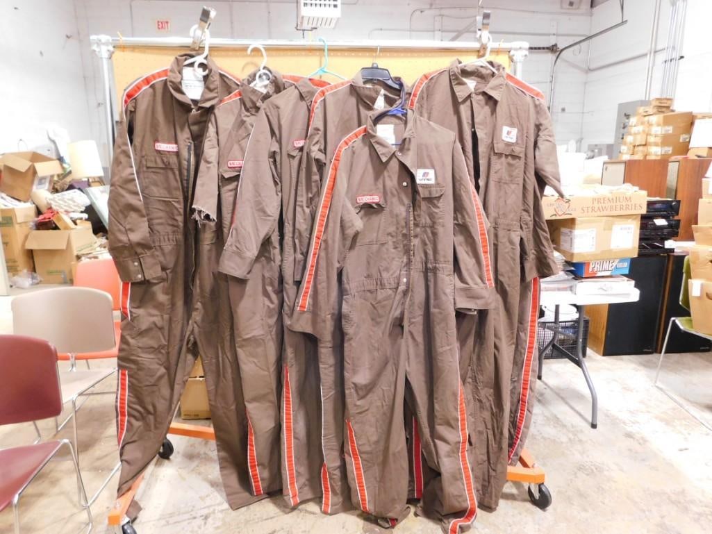 Lot of 7 Vintage United Airlines Mechanics suit / coveralls (1 of 6)