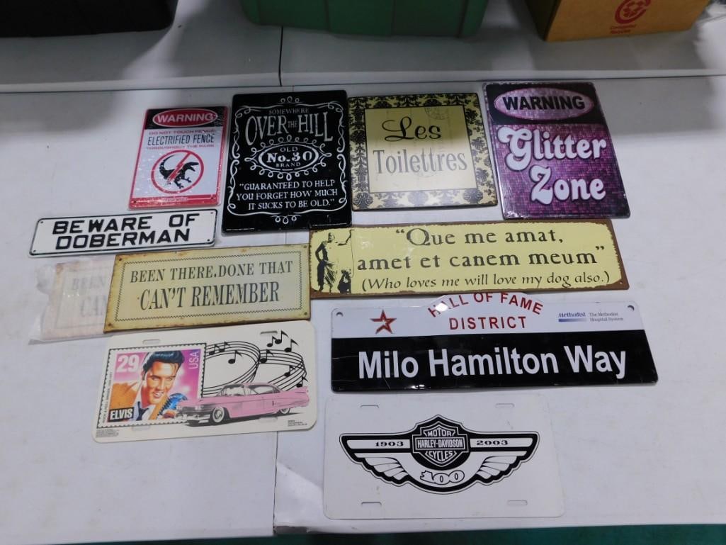 Lot of assorted signs including Elvis, Harley Davidson, Les Toilettres, Humorous, etc.: Lot of assorted signs including Elvis, Harley Davidson, Les Toilettres, Humorous, etc.