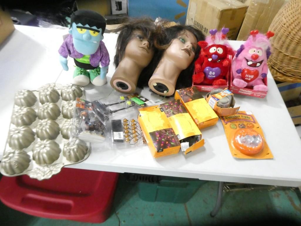 Halloween Lot including Nordic Ware Pumpkin Patch Cupcake Molds, Dancin' Frankenstein (1 of 10)