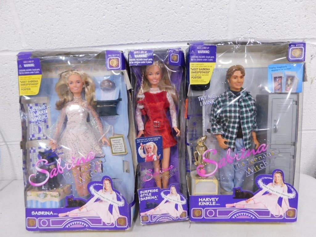 3 Vtg 1990s Sabrina the Teenage Witch & Harvey Kinkle Dolls Lot NIB: 3 Vintage 1990s Sabrina the Teenage Witch & Harvey Kinkle Dolls Lot NIB. Includes Sabrina with Salem cat, Surprise Style, and her boyfriend Harvey Kinkle. Dolls are new in damaged boxes. Made by K