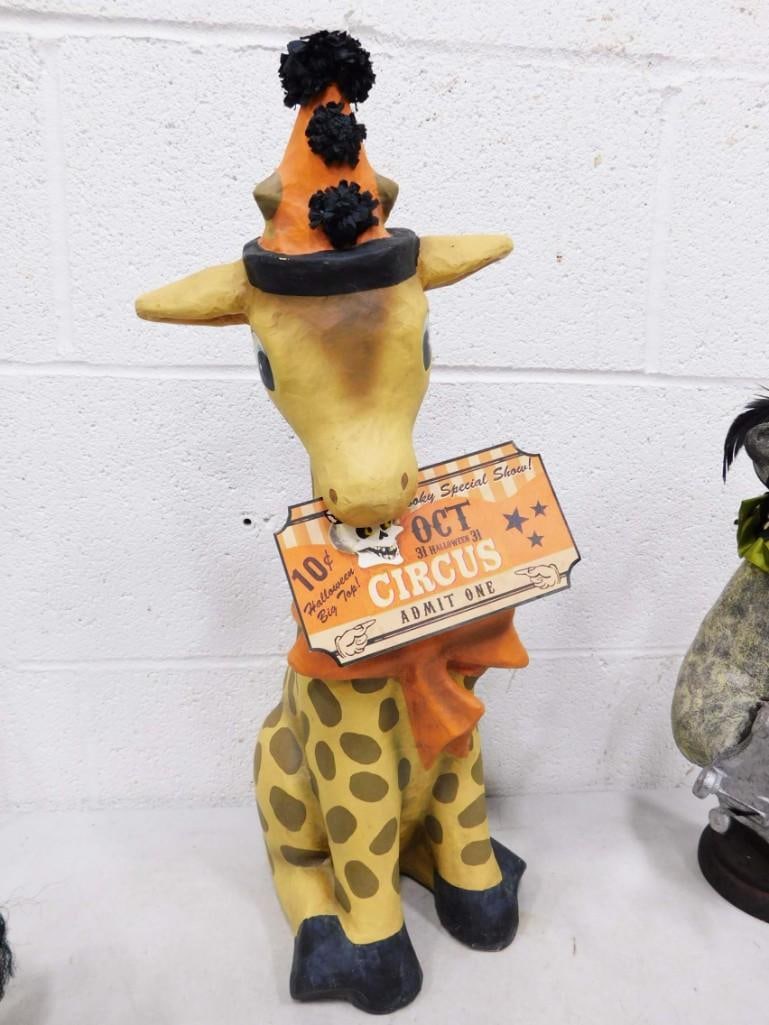 Bethany Lowe Halloween Gerry Giraffe Holding Paper Circus Ticket (1 of 4)