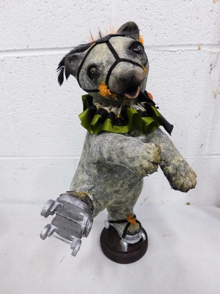 Bethany Lowe CarnEvil Bear Designed by Vergie Lightfoot (1 of 7)