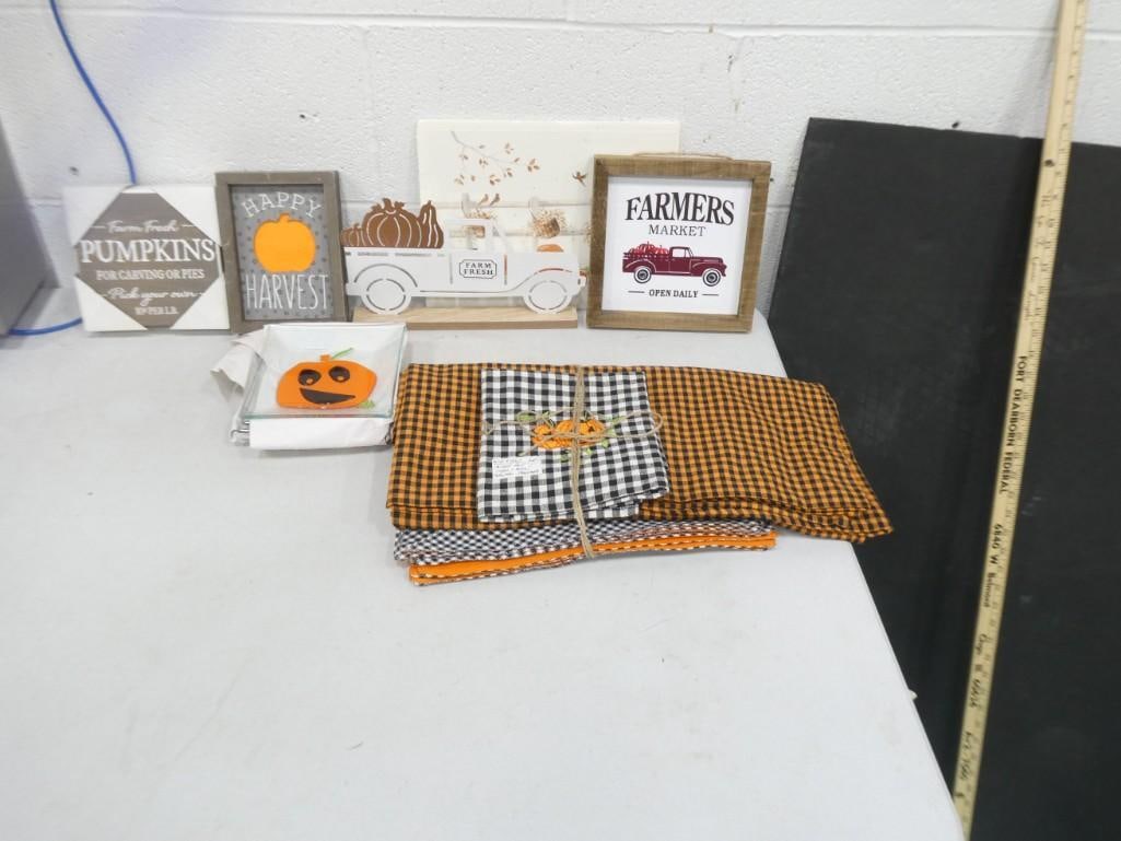 Autumn Lot incl Wall Hangings, Kitchen Towels, Glass Pumpkin Small Plates, etc (1 of 6)