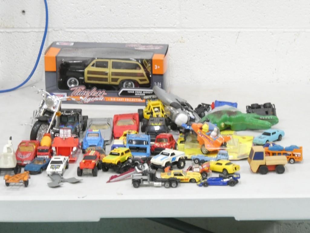 Toy and Model Cars and Vehicles incl 1:24 Scale Die Cast 1949 Ford Woody Wagon Model, Hot Wheels, et: Toy and Model Cars and Vehicles incl 1:24 Scale Die Cast 1949 Ford Woody Wagon Model, Hot Wheels, etc