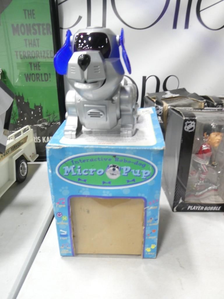 Micro Pup Interactive Robo Dog Toy with Original Box (1 of 2)