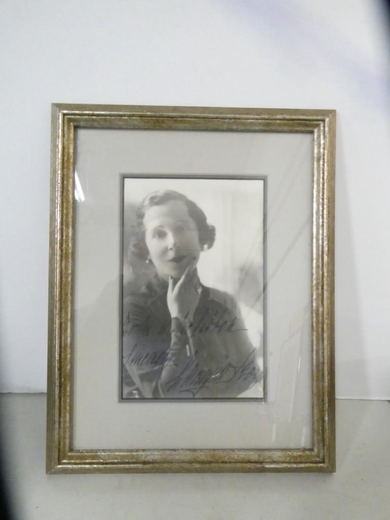 Framed Lucrezia Bori - Opera Singer - signed black and white photograph (1 of 4)