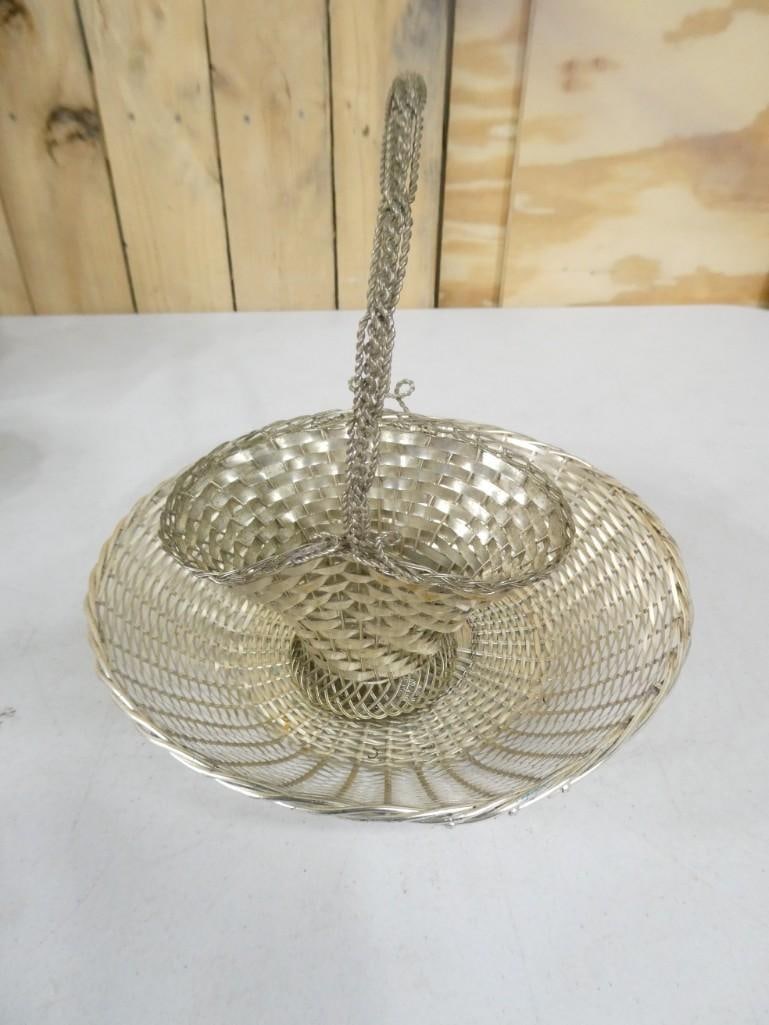 Two Eisenberg-Lozano French woven Silverplate baskets (1 of 4)